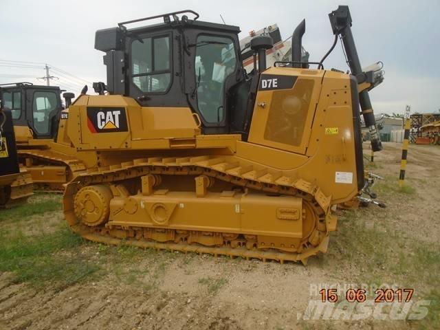 CAT D7E Spycharki gąsienicowe