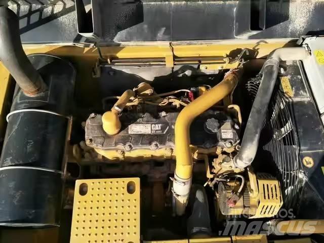 CAT 324 Koparki gąsienicowe