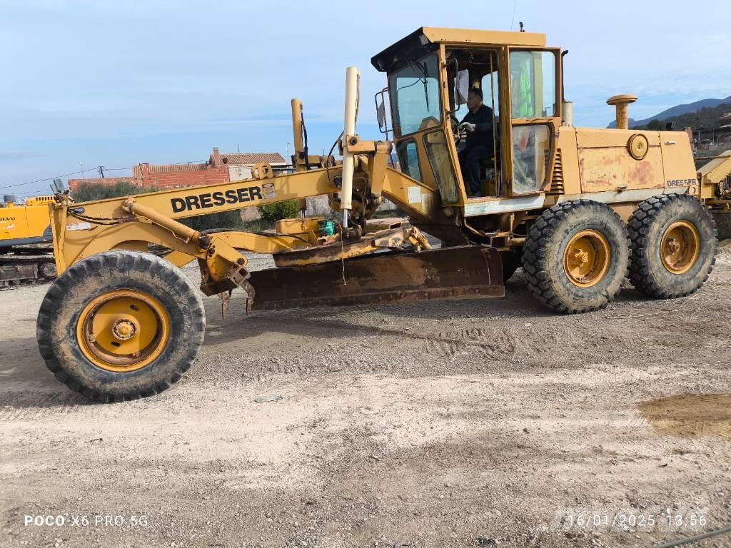 Dresser 830 Równiarki