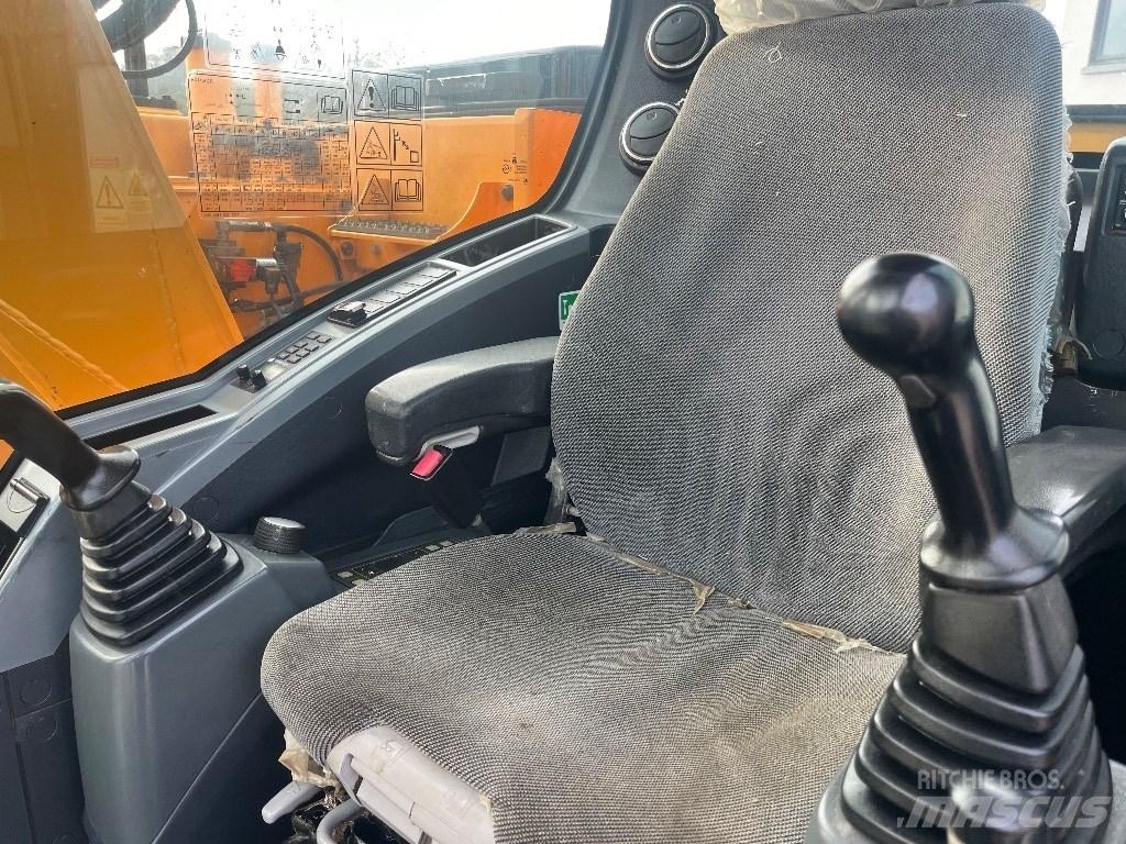 Hyundai HX 145 LCR Koparki gąsienicowe