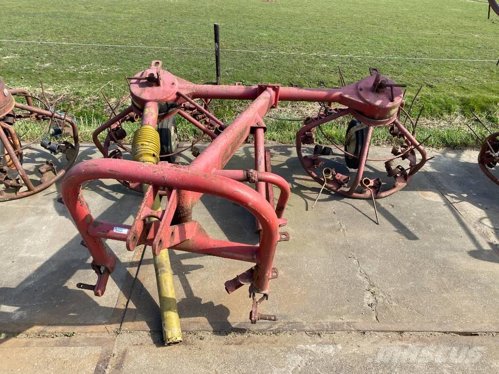 PZ Schudders Zgrabiarki i przetrząsacze