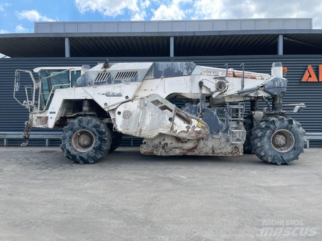 Wirtgen WR 240I Recyklery do asfaltu