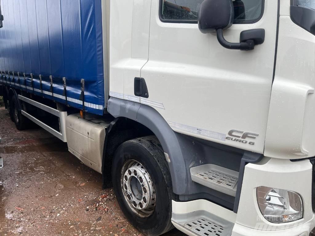 DAF CF 330 Ciężarówki firanki