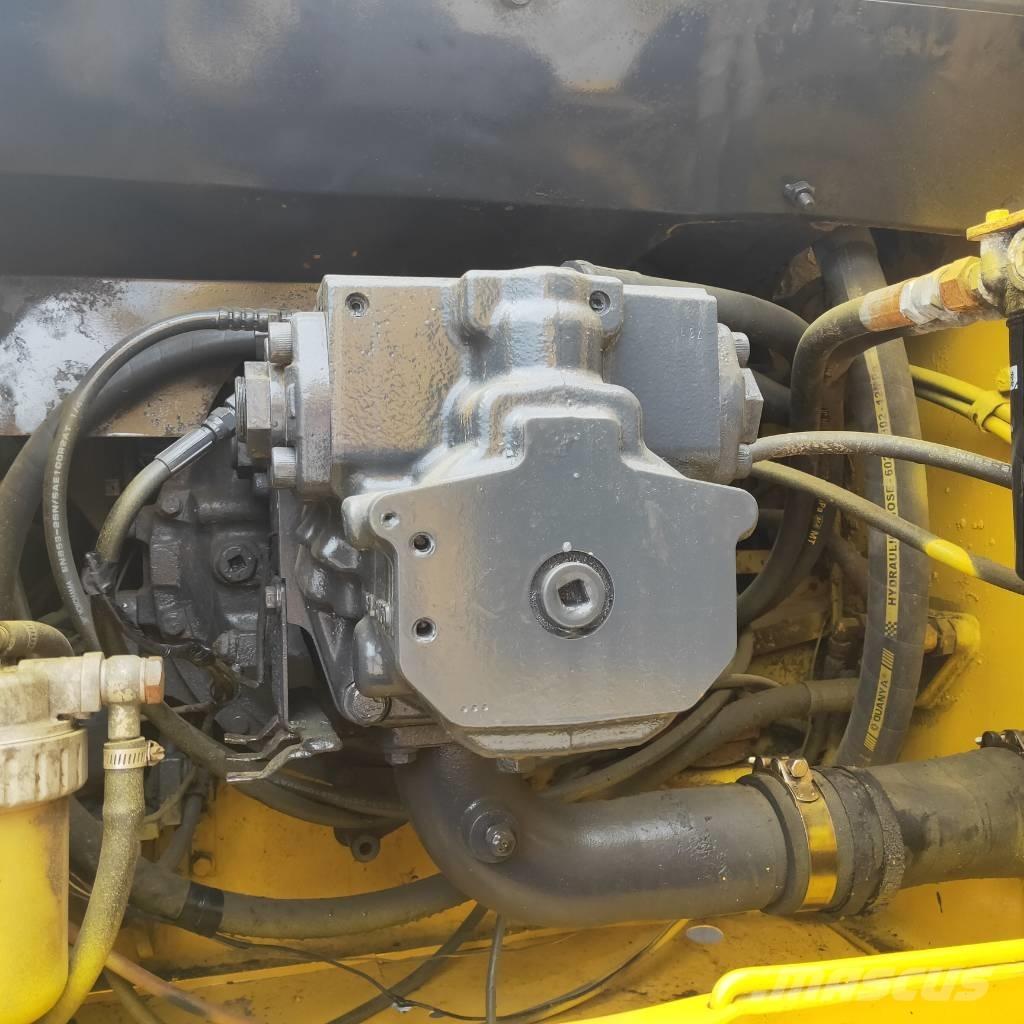 Komatsu PC200-7 Koparki gąsienicowe