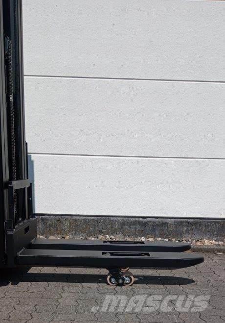 Toyota SWE160L Wózki widłowe unoszące z dyszlem