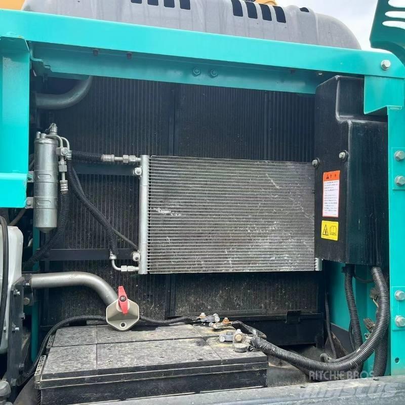 Kobelco SK 200 Koparki gąsienicowe