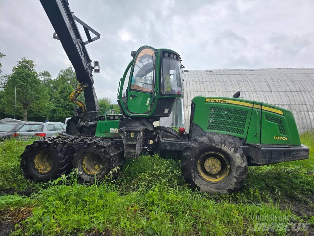 John Deere 1070 E Harwestery
