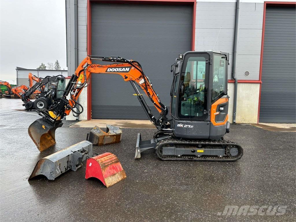 Doosan DX27Z-7 Minikoparki