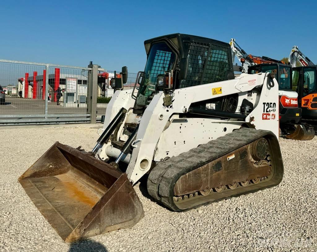 Bobcat T 250 Ładowarki gąsienicowe