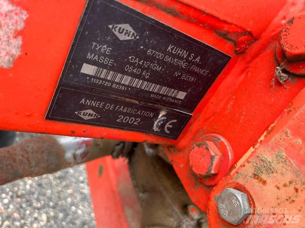 Kuhn GA 4121 G M Zgrabiarki i przetrząsacze