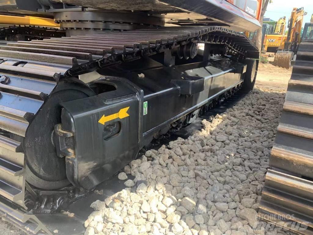 Doosan DX 225 Koparki gąsienicowe