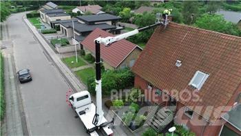 VERSALIFT VTX-240 G3 Podnośniki koszowe