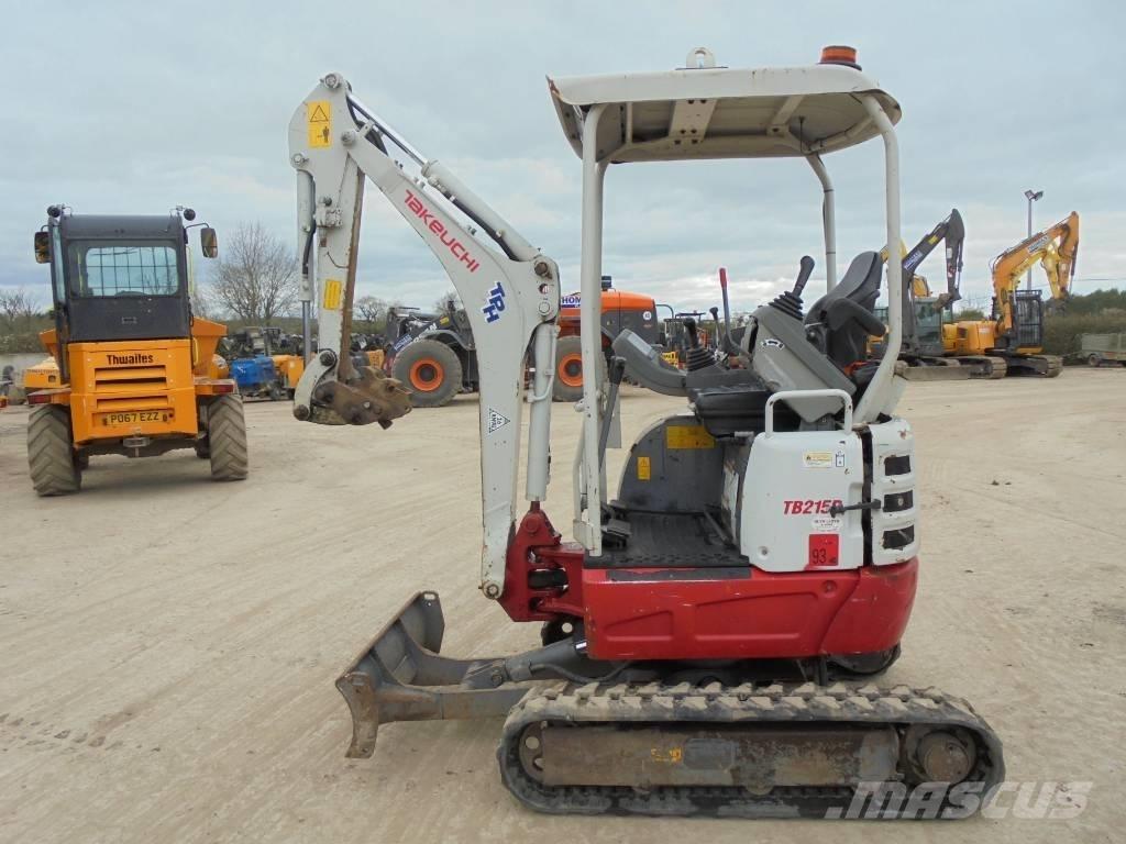 Takeuchi TB215R Minikoparki