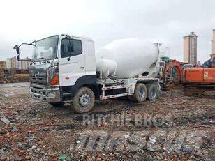 Hino 700 Gruszki do betonu