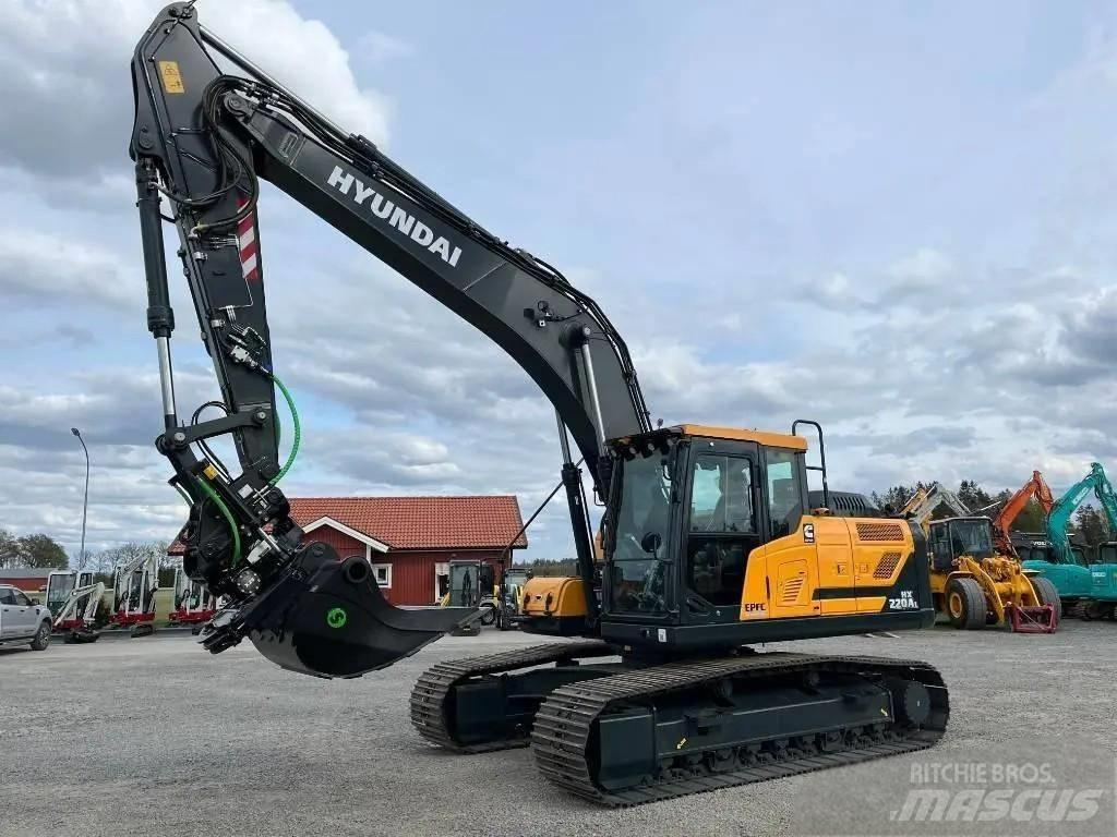 Hyundai HX 220 Koparki gąsienicowe