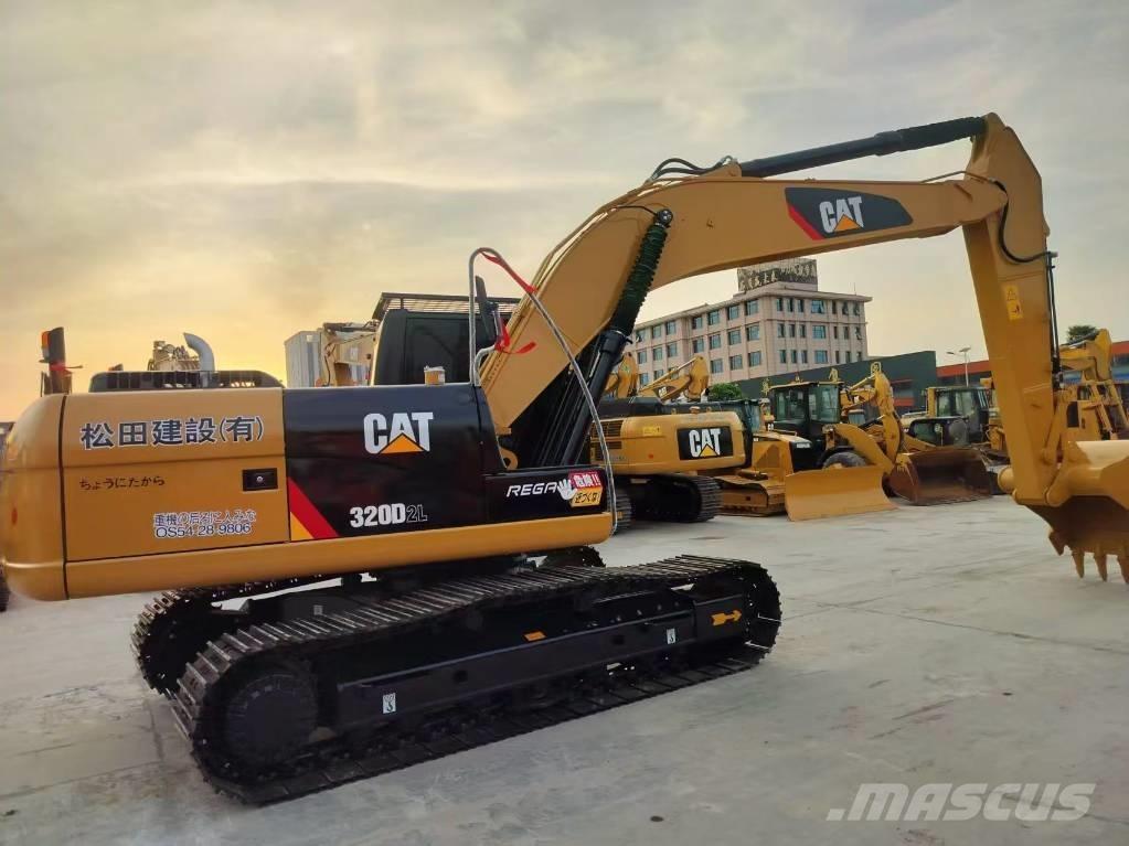 CAT 320 D2 Koparki gąsienicowe