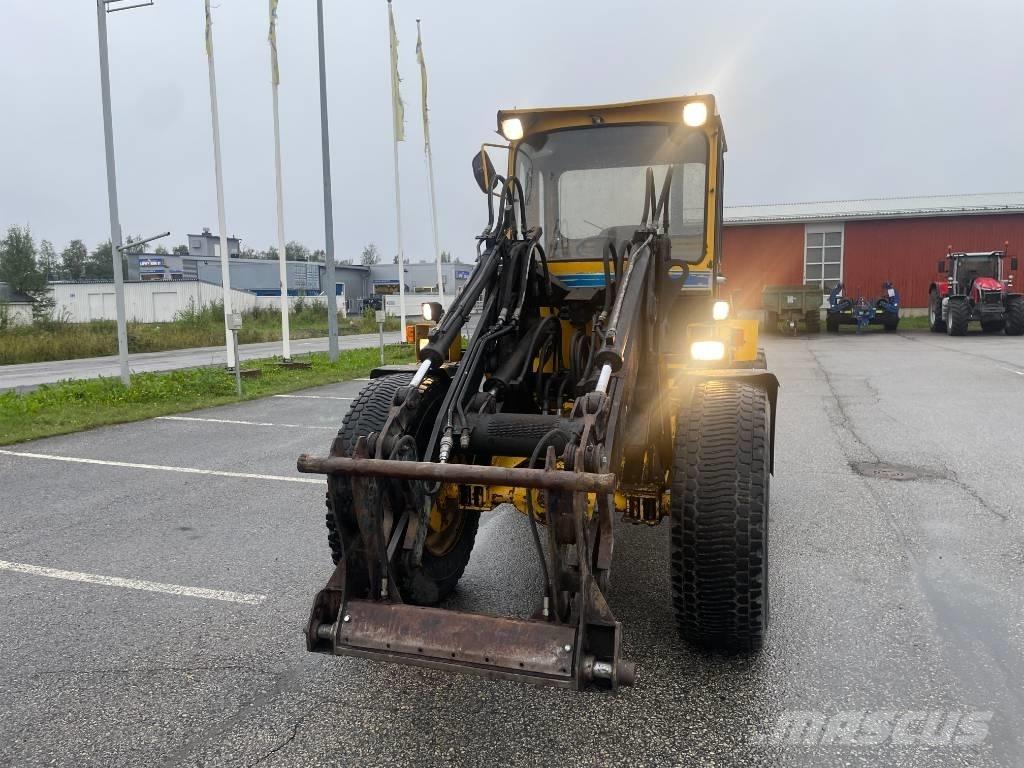 Volvo BM 4200 Ładowarki kołowe