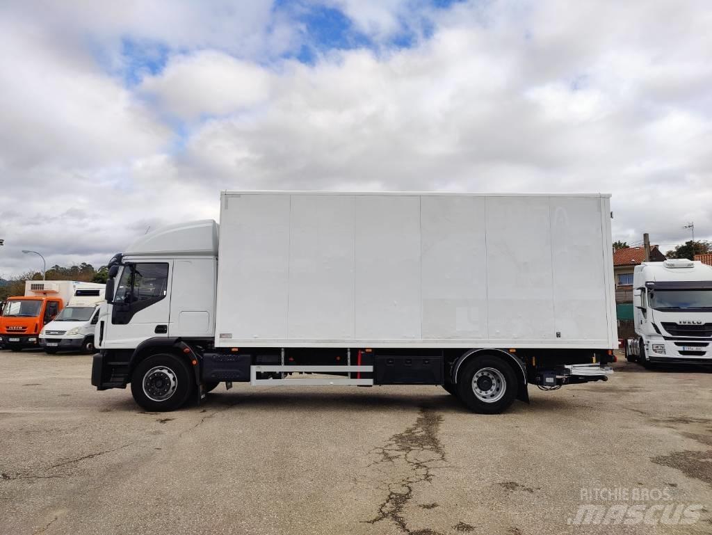 Iveco 180E 28 Samochody ciężarowe ze skrzynią zamkniętą