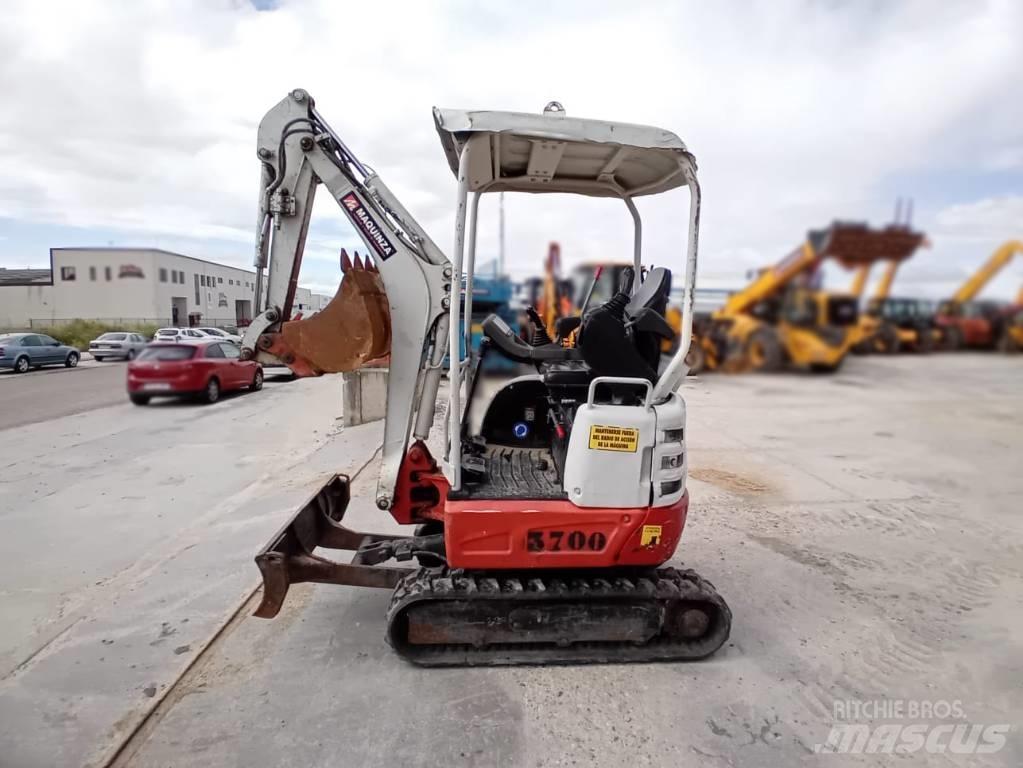 Takeuchi TB 215 R Minikoparki