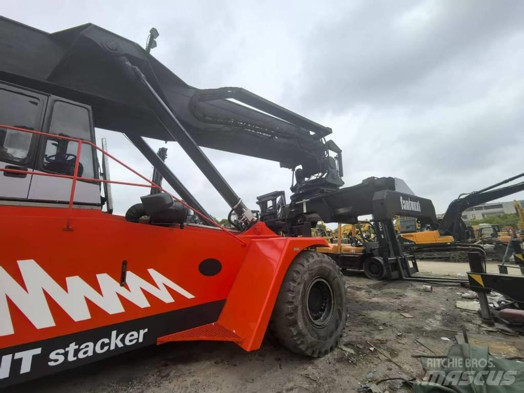 Fantuzzi CS 45 KM Wózki typu Reachstacker