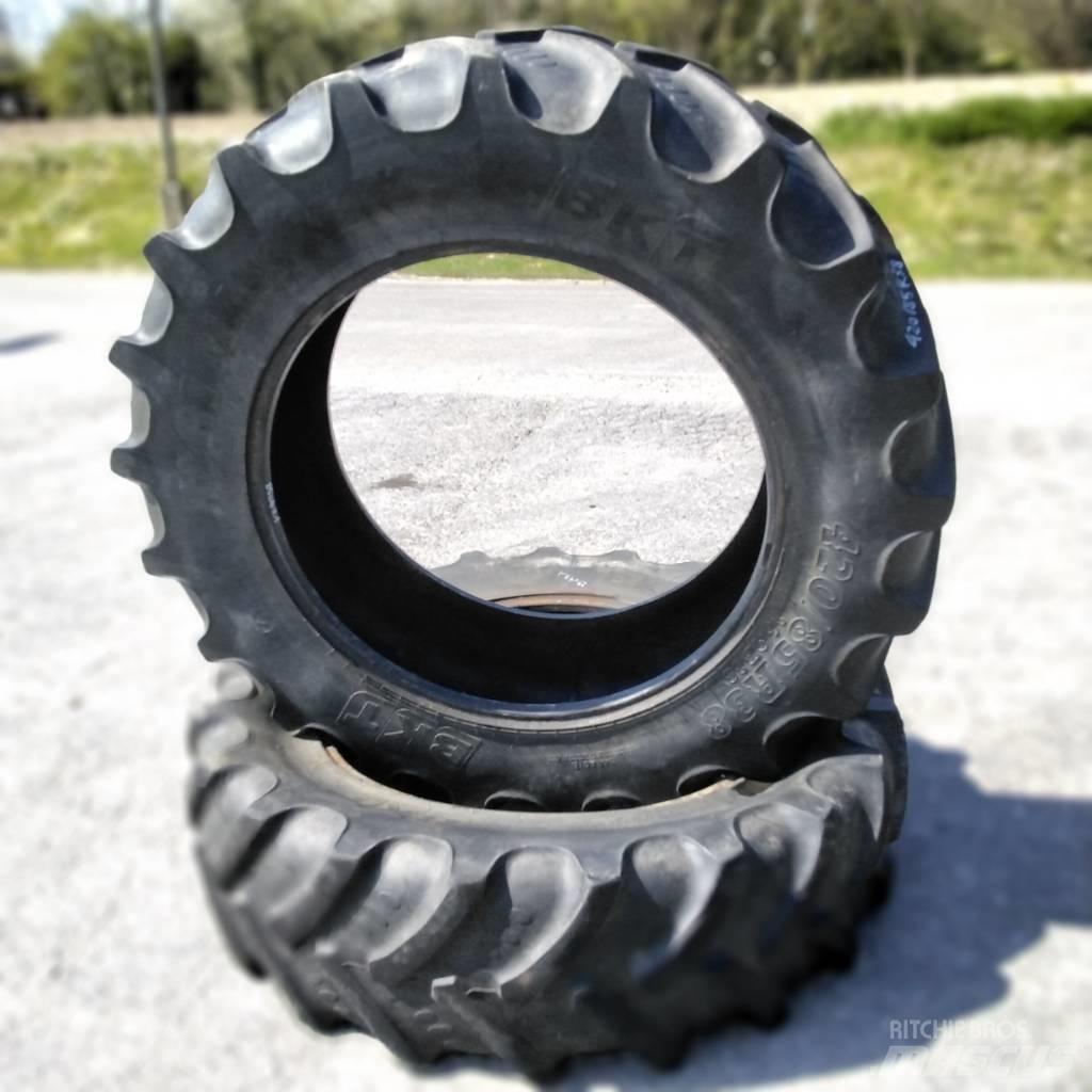 BKT 420/85R38 Opony, koła i felgi