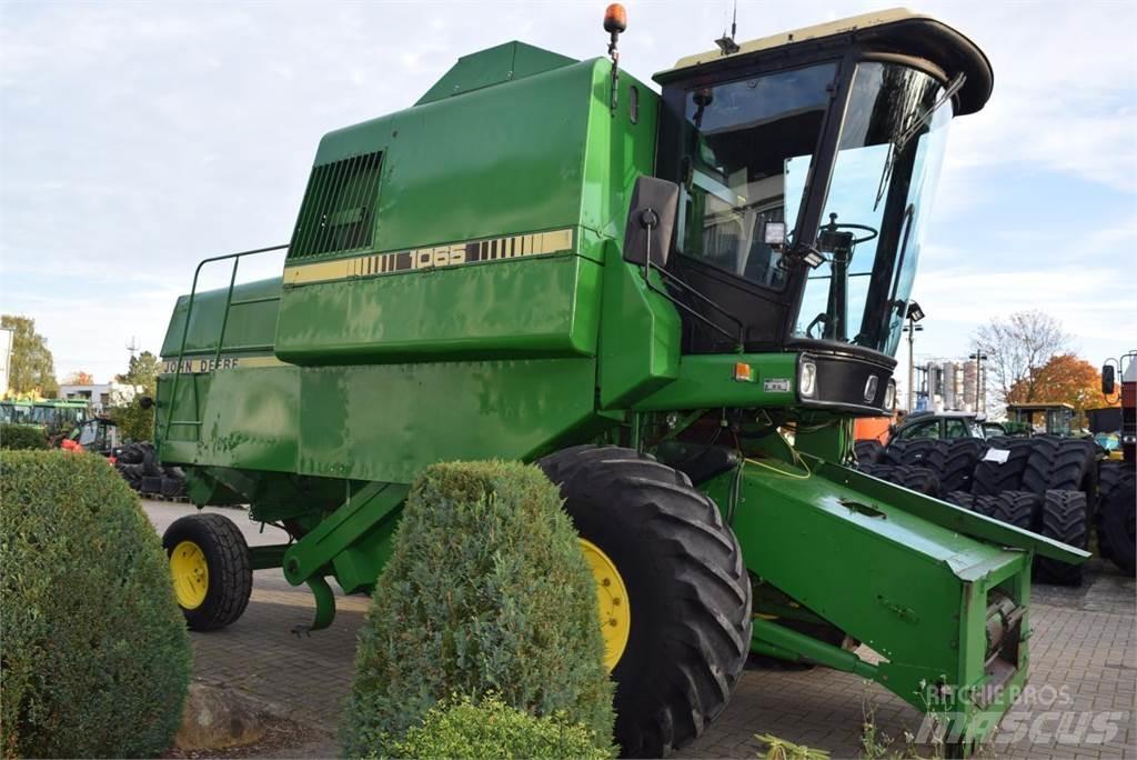John Deere 1065 Kombajny zbożowe