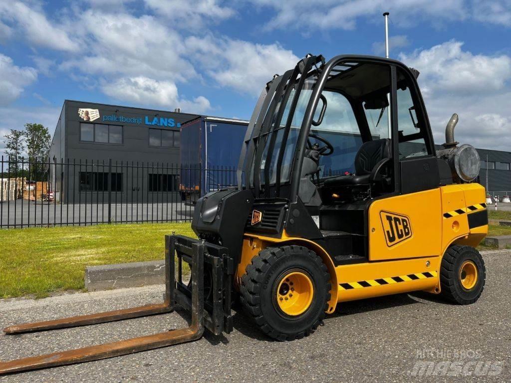 JCB TLT30 Teleskopowe ładowarki kołowe