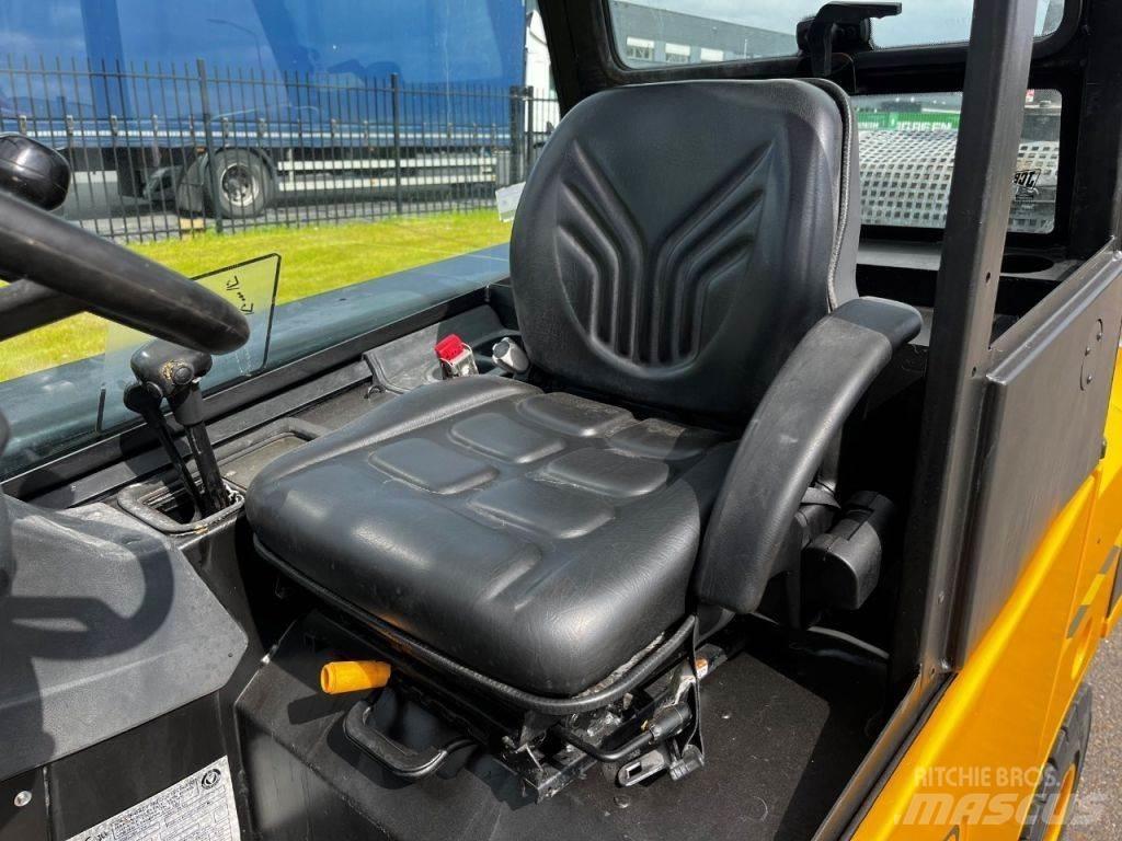 JCB TLT30 Teleskopowe ładowarki kołowe