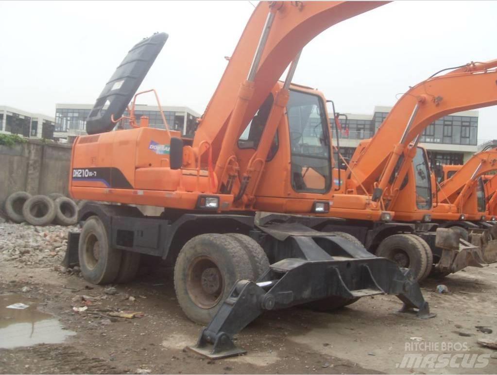Doosan DH 210 W-7 Koparki kołowe