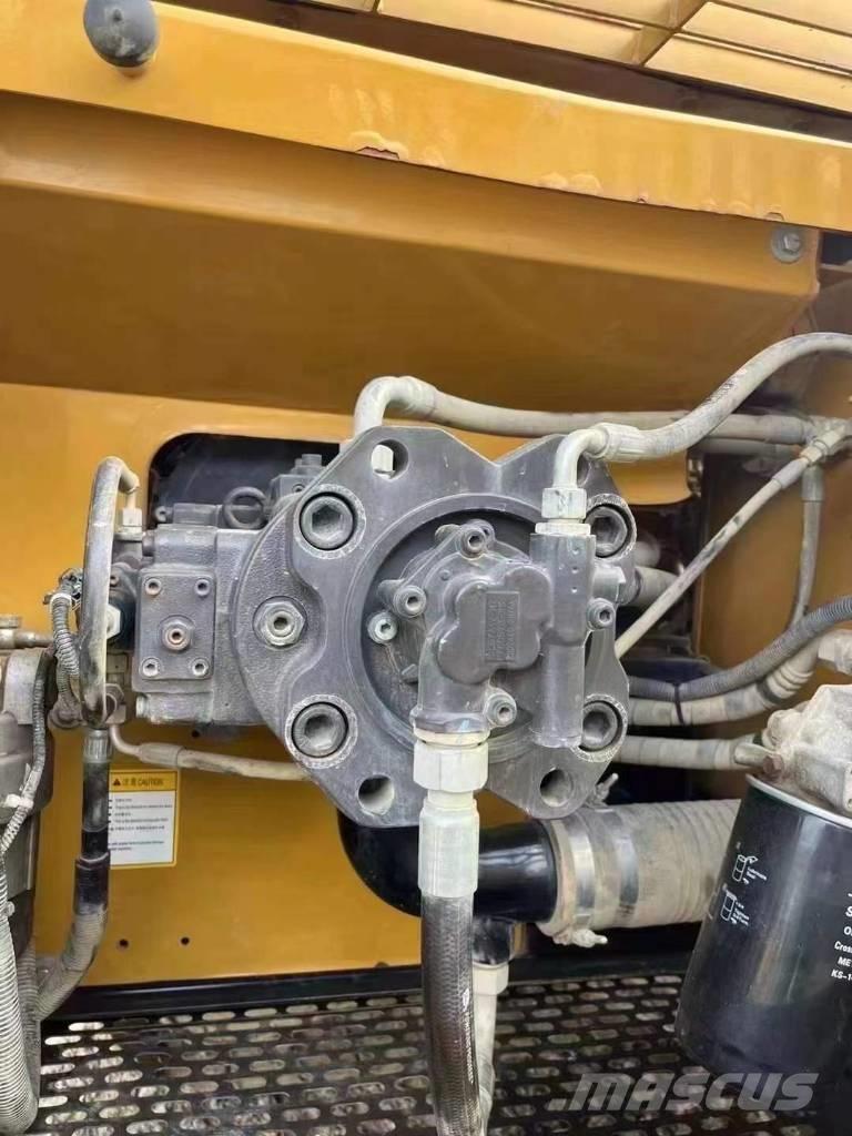 Sany SY 215 C-pro Koparki gąsienicowe