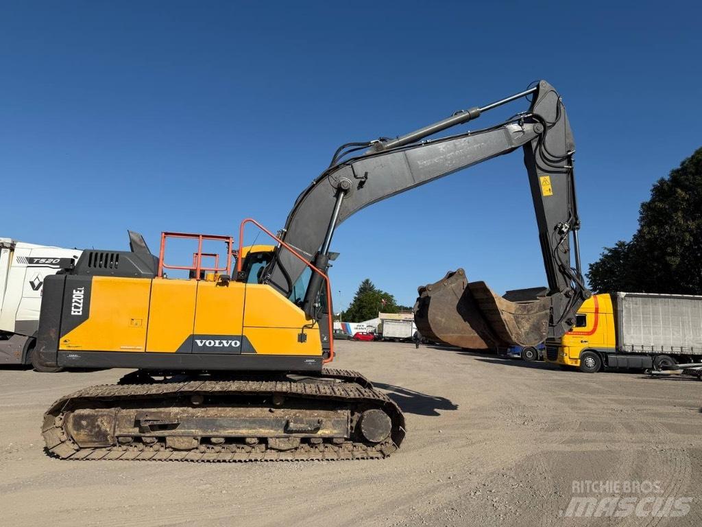 Volvo EC220 EL Koparki gąsienicowe