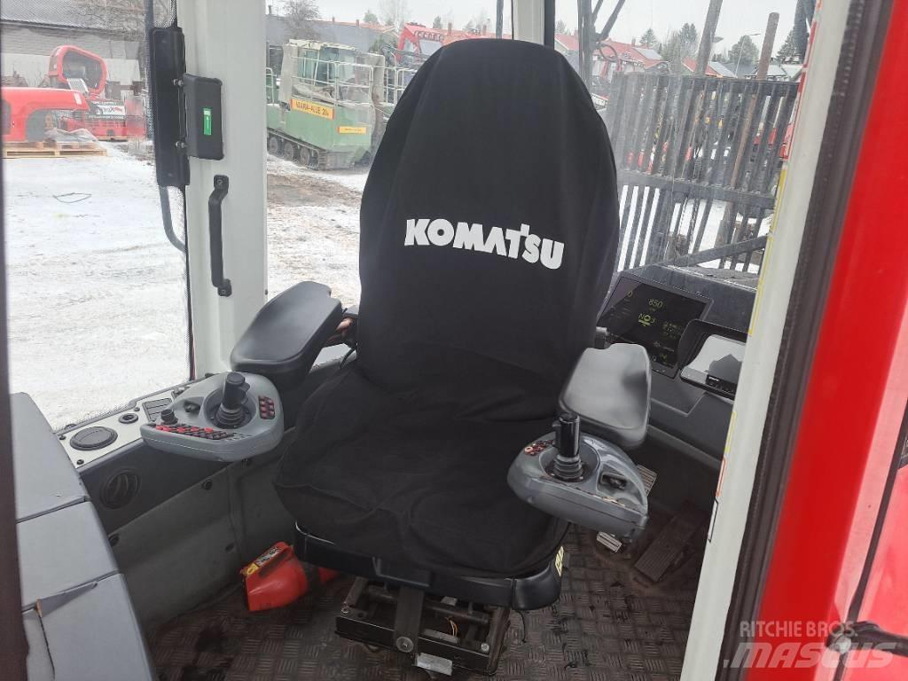 Komatsu 865 Forwardery