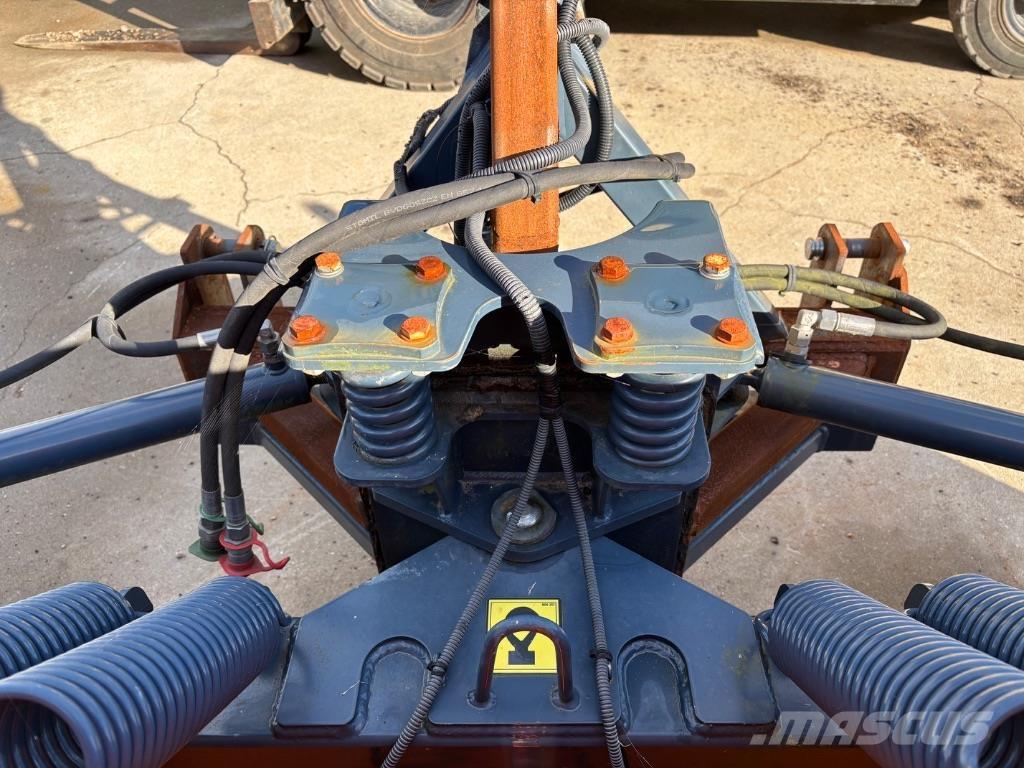  Ozamet  TR32 Lemiesze i pługi śnieżne