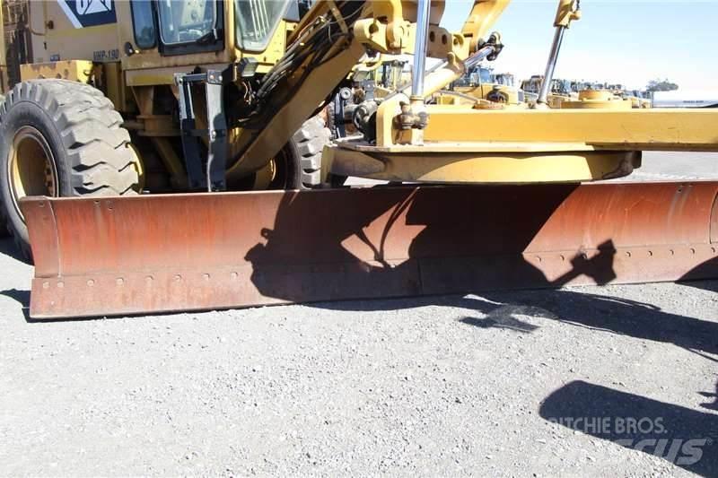 CAT 140K Równiarki