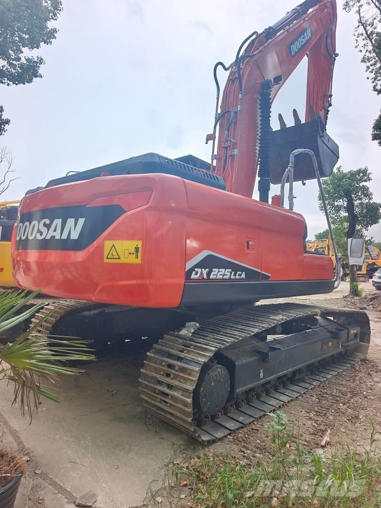 Doosan DX 225LC-9C Koparki gąsienicowe