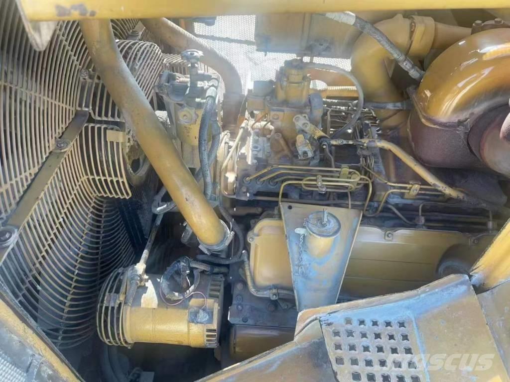CAT D 9 R Spycharki gąsienicowe