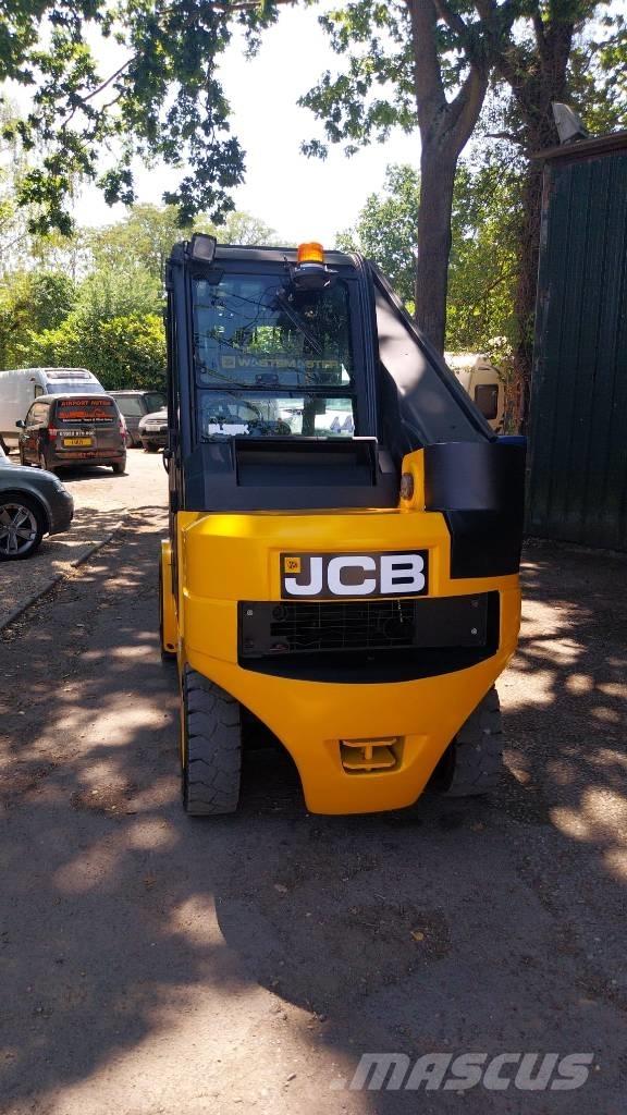 JCB TLT 35 D Ładowarki teleskopowe