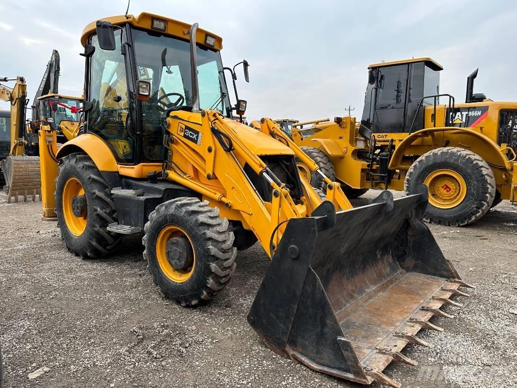JCB 3 CX Koparko-ładowarki