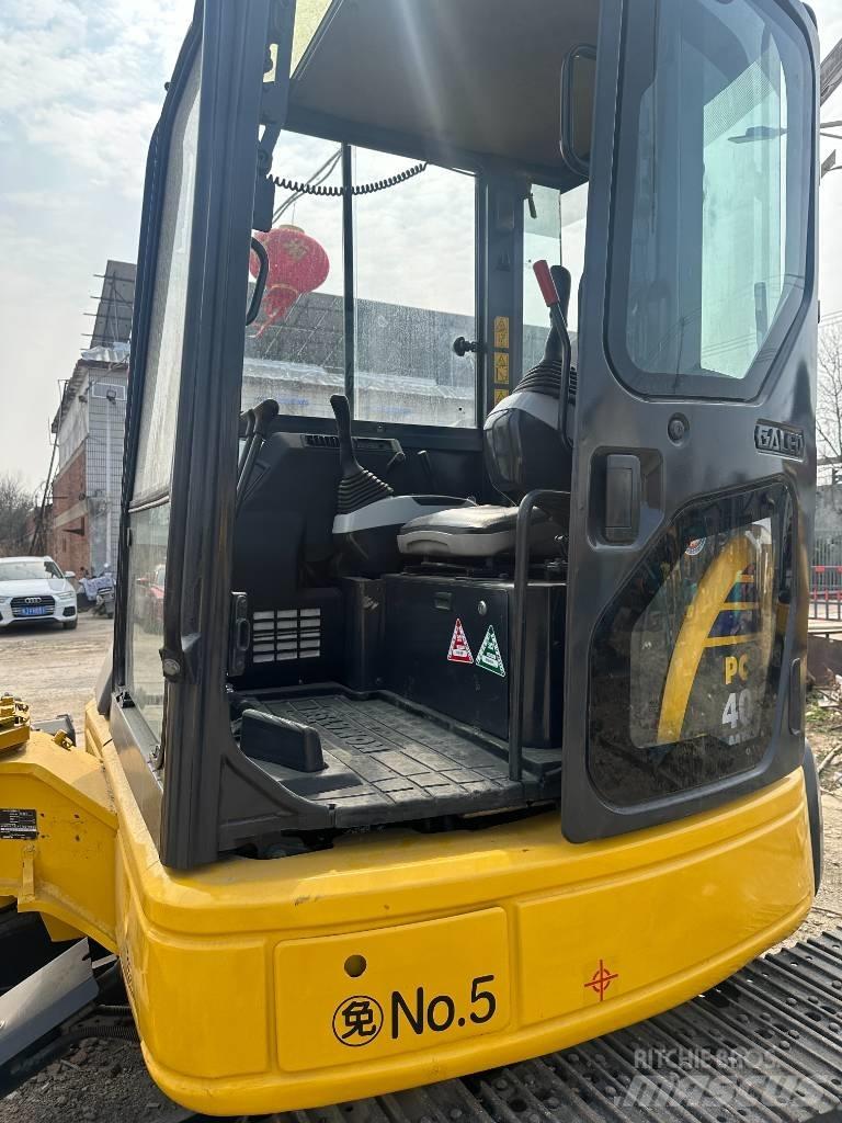 Komatsu PC 40 Minikoparki