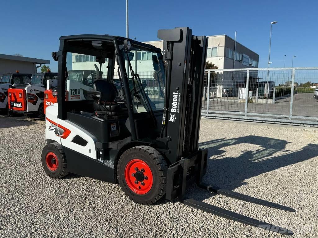 Bobcat D 25 S-9 Wózki Diesla