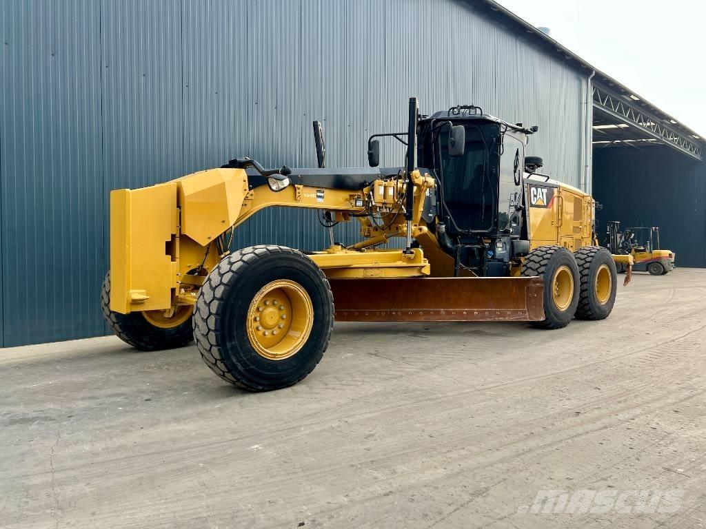 CAT 140M3 Równiarki