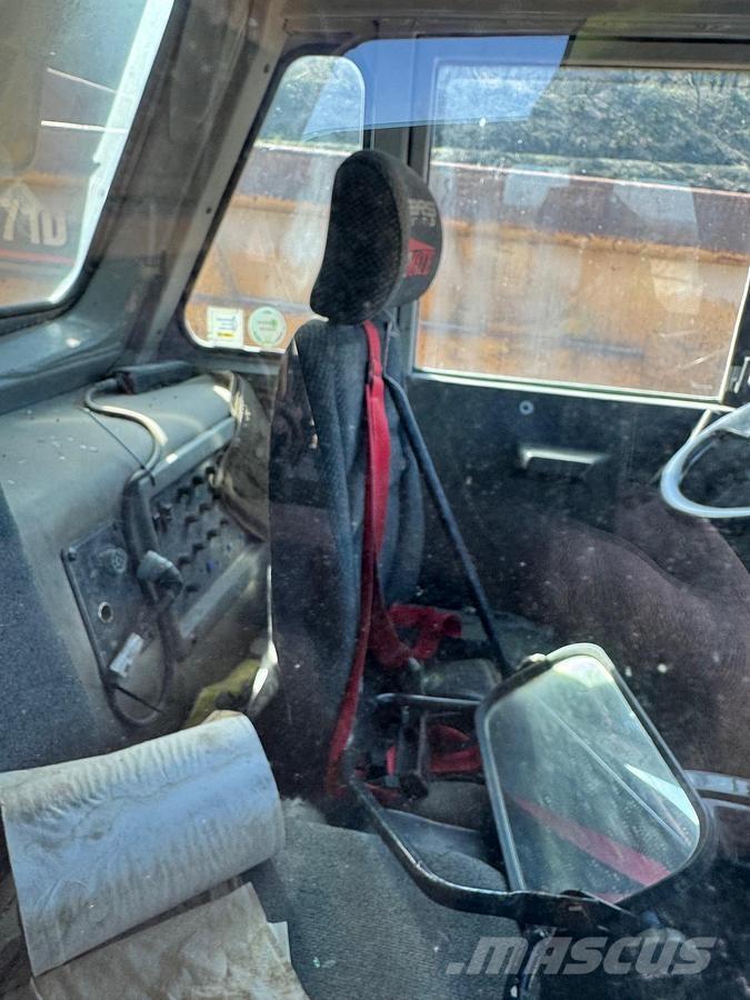 CAT 769D Kabiny i wnętrze