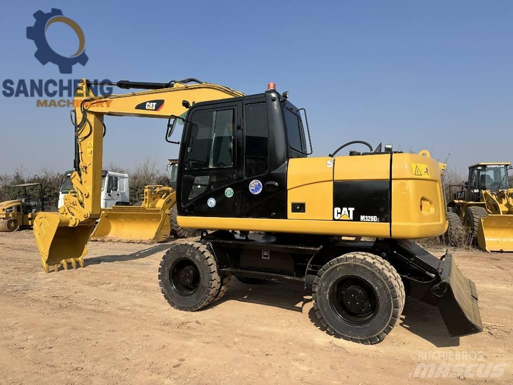CAT M 320 D Koparki kołowe