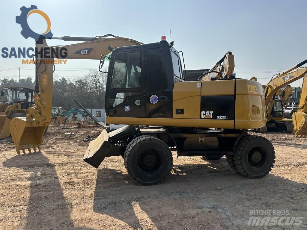 CAT M 320 D Koparki kołowe