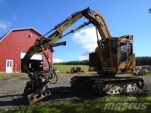 John Deere 653G Harwestery