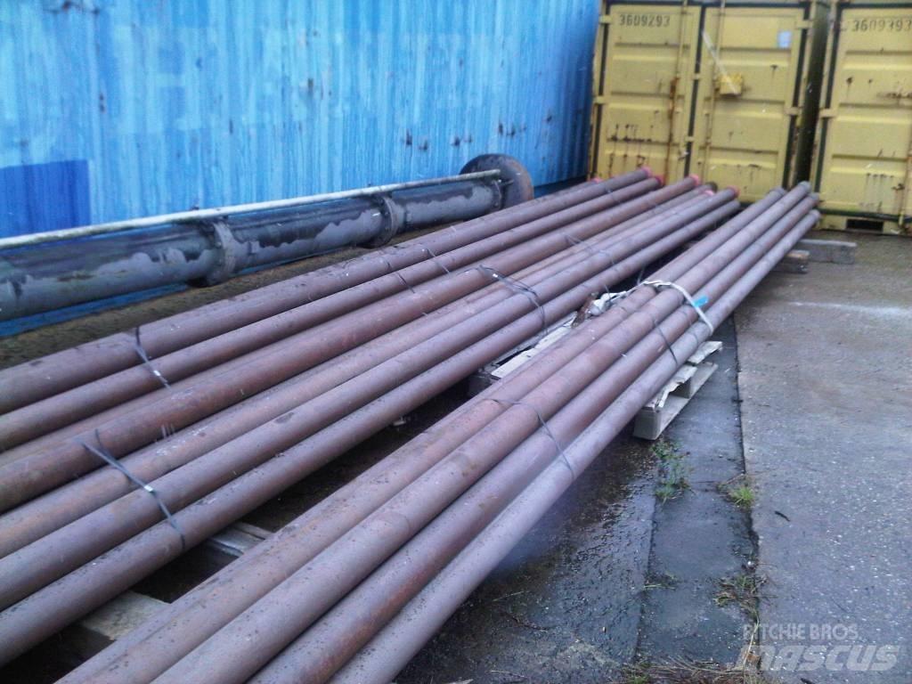  Drill pipes 32' X 4" Sprzęt wiertniczy do gazu i ropy