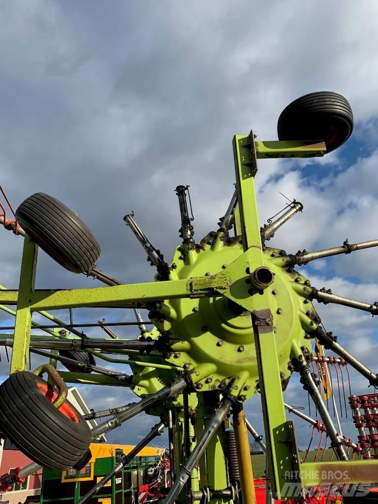 CLAAS 880 L Zgrabiarki i przetrząsacze