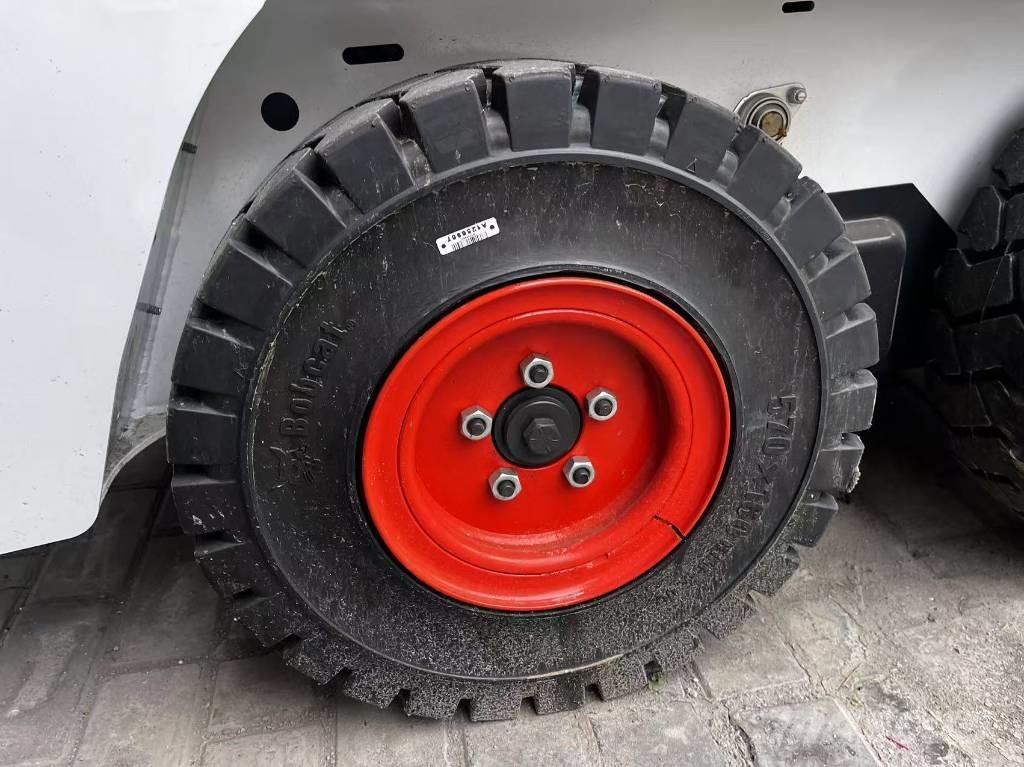 Bobcat S 70 Ładowarki burtowe
