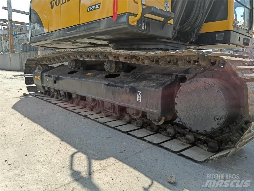 Volvo EC210B Koparki gąsienicowe