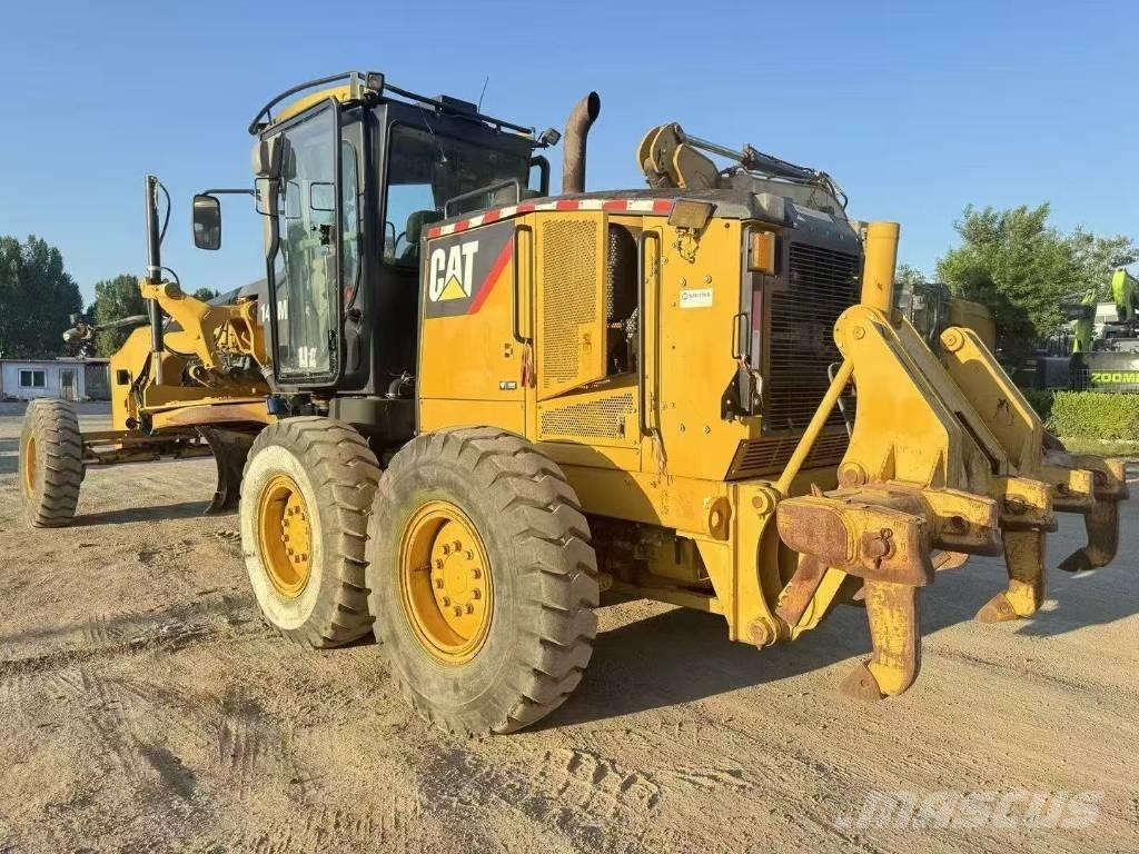 CAT 140 M Równiarki